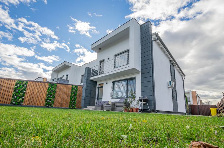 Vilă - 3 camere de inchiriat TURNISOR - Sibiu anunturi imobiliare Sibiu