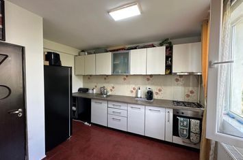 Apartament 2 camere de vanzare BRAZDA LUI NOVAC - Dolj anunturi imobiliare Dolj