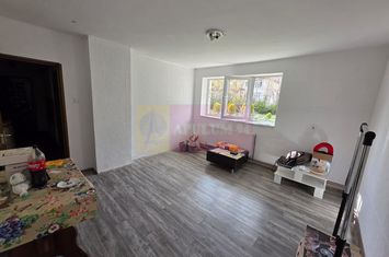 Apartament de vanzare cu 2 camere in Azuga anunturi imobiliare Prahova