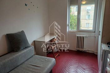 Garsoniera la etaj intermediar, situata in zona Take Ionescu anunturi imobiliare Timis