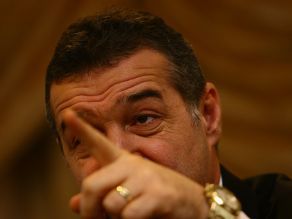 3 camere în Pipera cu 60.000 de euro. Prima Casă pe agenda lui Becali