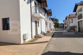 Vilă - 4 camere de vanzare TARGOVISTE - Dambovita anunturi imobiliare Dambovita