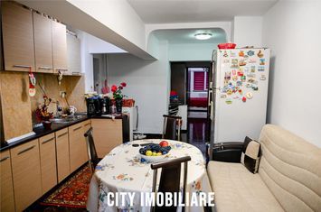 Apartament 3 camere de inchiriat MARASTI - Cluj anunturi imobiliare Cluj