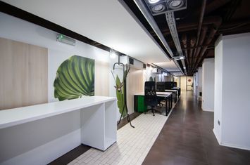 Piata 1 Mai spatiu demisol 475 mp anunturi imobiliare Bucuresti