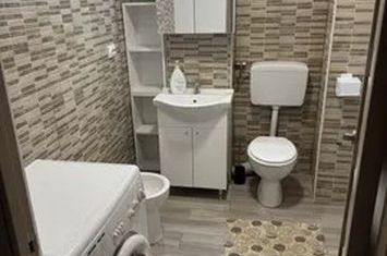 Apartament 2 camere de vanzare UZINA 2 - Brasov anunturi imobiliare Brasov