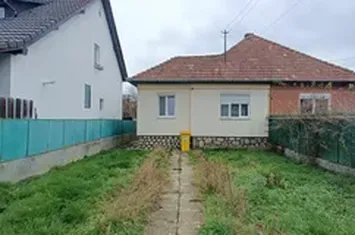 Casă - 3 camere de vanzare SIBIU - Sibiu anunturi imobiliare Sibiu