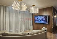 378.000 €, Apartament 4 camere