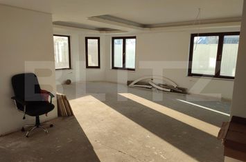 Vilă - 6 camere de vanzare RADAUTI - Suceava anunturi imobiliare Suceava