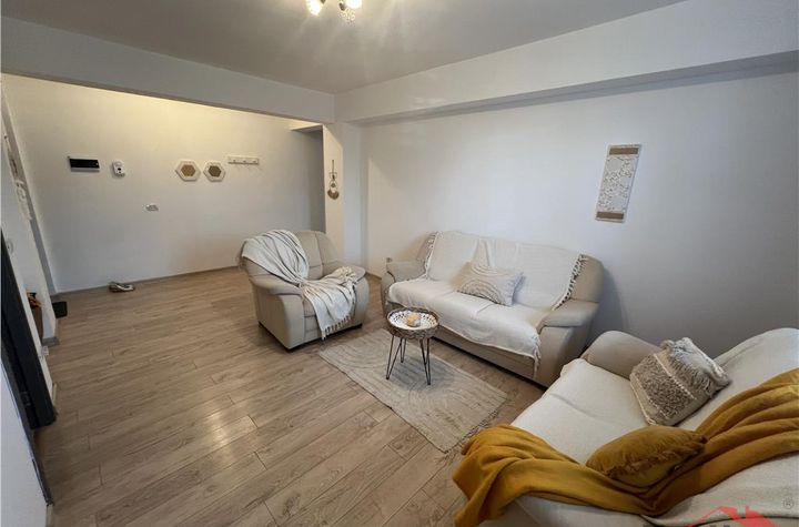 Apartament 2 camere de inchiriat SUD - Vrancea anunturi imobiliare Vrancea