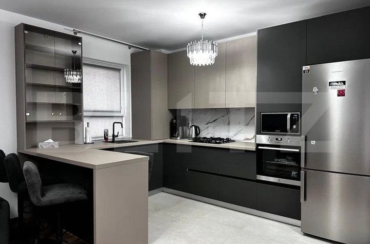 Apartament 3 camere de vanzare TRACTORU - Brasov anunturi imobiliare Brasov