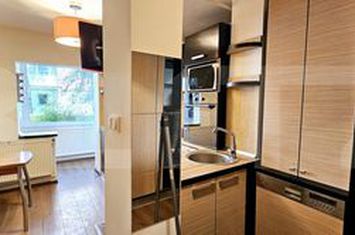 Apartament 3 camere de vanzare LENIN - Covasna anunturi imobiliare Covasna