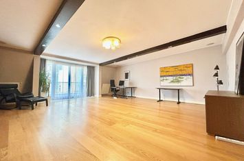 Apartment with terrace, office or residential, subway access, Piata Romana anunturi imobiliare Bucuresti