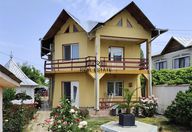 125.000 €, Vilă