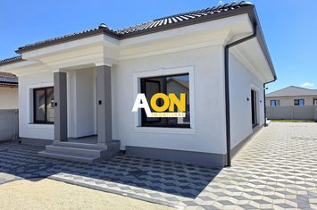 Casa 4 camere, 425 mp teren, panouri solare, cartier Orizont anunturi imobiliare Alba