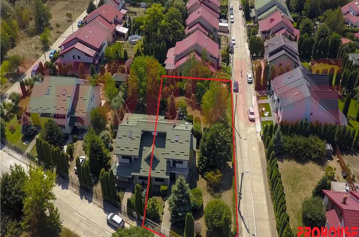 Vilă - 5 camere de vanzare CENTRAL - Bacau anunturi imobiliare Bacau