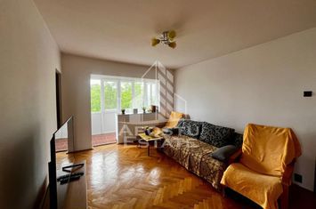 Apartament 4 camere plus boxa ,centrala proprie,zona Take Ionescu anunturi imobiliare Timis