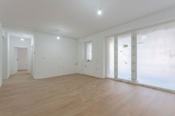 Apartament 2.5 Camere Sala Polivalentă | 61 mp Util + 10 mp Balcon anunturi imobiliare Brasov