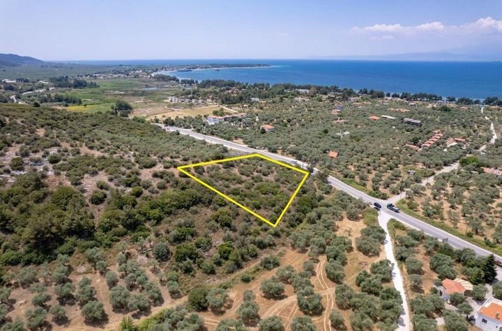 Teren construibil 4.122,34 mp în Skala Rachoniou anunturi imobiliare Grecia