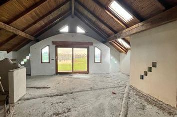 Vilă - 7 camere de vanzare FRATAUTII VECHI - Suceava anunturi imobiliare Suceava