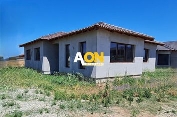 Casa 4 Camere, 130 mp, Teren 430 mp, Toate Utilitatile, Zona Micesti anunturi imobiliare Alba