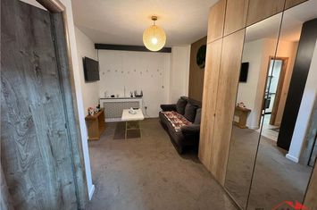 Apartament 2 camere de vanzare CENTRAL - Vrancea anunturi imobiliare Vrancea