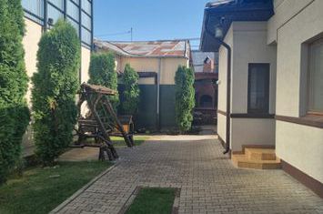 Casă - 5 camere de vanzare CENTRU - Calarasi anunturi imobiliare Calarasi
