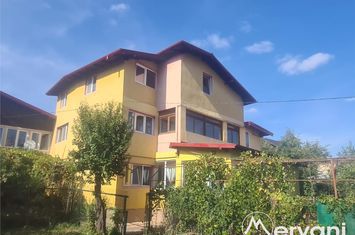 Vilă - 6 camere de vanzare CENTRU - Prahova anunturi imobiliare Prahova