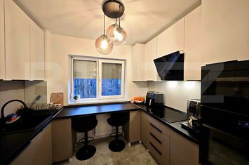 Apartament 4 camere de vanzare ROGERIUS - Bihor anunturi imobiliare Bihor