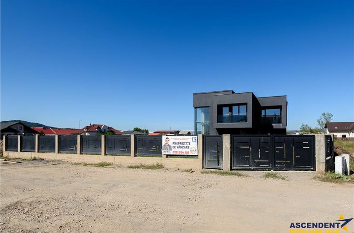 Vilă - 4 camere de vanzare HARMAN - Brasov anunturi imobiliare Brasov