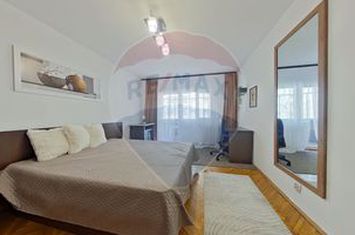 3 camere, etaj 2, 2 balcoane, decomandat, str. Slatina Comision 0% anunturi imobiliare Cluj