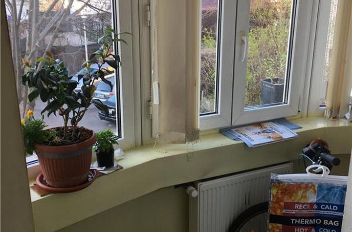 Apartament 3 camere de vanzare CALARASILOR - Bucuresti anunturi imobiliare Bucuresti