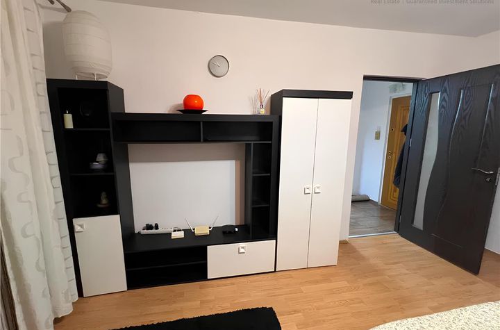 Garsonieră de vanzare GARII - Brasov anunturi imobiliare Brasov
