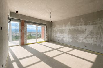 Vilă - 4 camere de vanzare CLUJ-NAPOCA - Cluj anunturi imobiliare Cluj