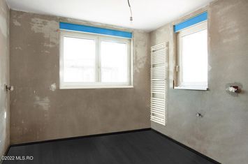 Vilă - 4 camere de vanzare DUMBRAVITA - Timis anunturi imobiliare Timis