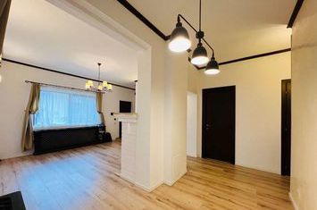 Villa cocheta cu gradinita si terasa, Dorobanti anunturi imobiliare Bucuresti