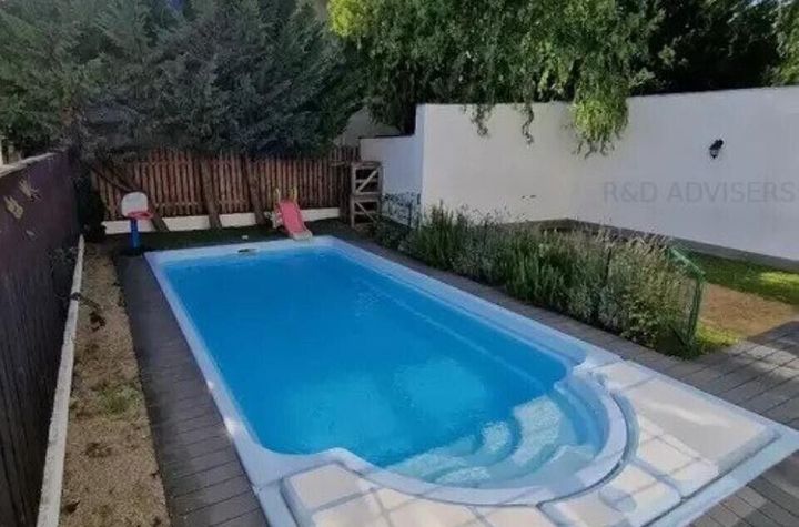 Casa cu piscina lângă Padurea Baneasa-Iancu Nicolae. anunturi imobiliare Bucuresti