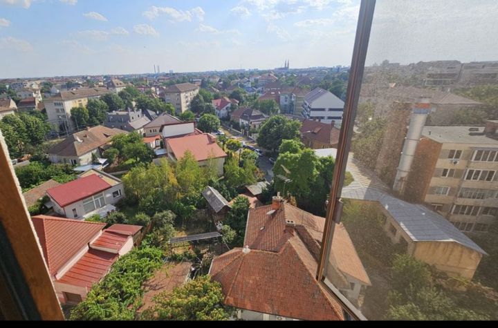 Apartament 3 camere de vanzare COMPLEX STUDENTESC - Timis anunturi imobiliare Timis