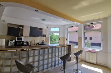Casă - 5 camere de inchiriat TUDOR - Mures anunturi imobiliare Mures