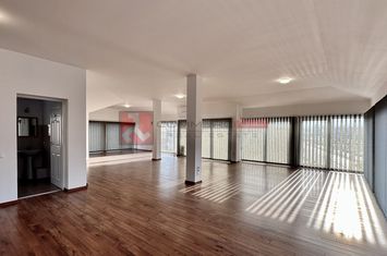 CLADIRE COMERCIALA | 884 MP | EXPUNERE STRADALA | VIZIBILITATE PREMIUM anunturi imobiliare Brasov