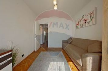 3 camere, etaj 2, 2 balcoane, decomandat, str. Slatina Comision 0% anunturi imobiliare Cluj