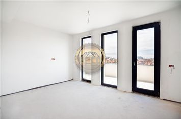 Apartament 3 camere de vanzare CENTRAL - Bihor anunturi imobiliare Bihor