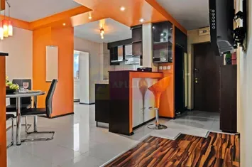 Apartament 4 camere Unirii- stradal. anunturi imobiliare Bucuresti