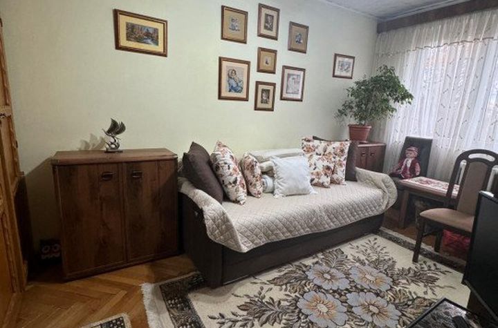 Apartament 2 camere de vanzare RADAUTI - Suceava anunturi imobiliare Suceava
