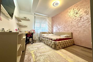 Apartament 2 camere, mobilat, renovat, zona Steaua anunturi imobiliare Timis