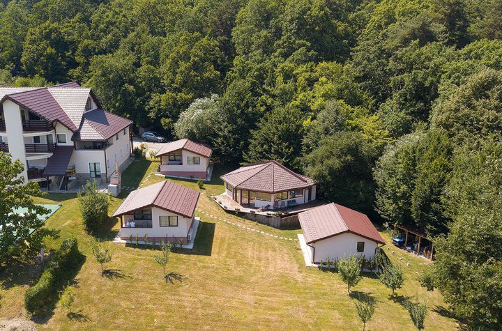 Casă - 4 camere de vanzare CISNADIOARA - Sibiu anunturi imobiliare Sibiu