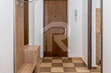 Apartament 3 camere de inchiriat UNIRII - Bucuresti anunturi imobiliare Bucuresti