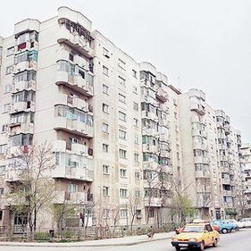 Bancile asteapta noi ieftiniri ale imobilelor