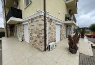 130.000 €, Spațiu comercial