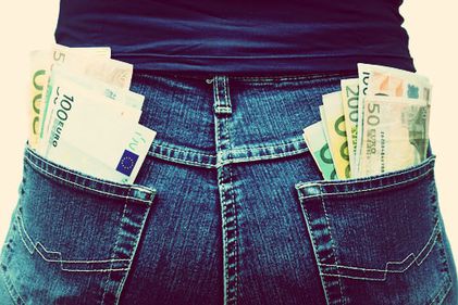 România, o ţară cu peste 300.000 de “infractori” care nu au plătit TVA în urma tranzacţiilor imobiliare?