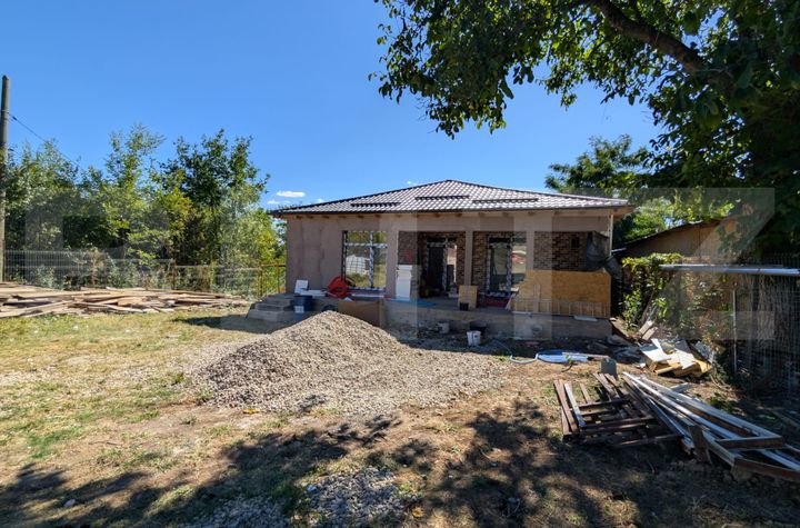 Vilă - 4 camere de vanzare TARGOVISTE - Dambovita anunturi imobiliare Dambovita